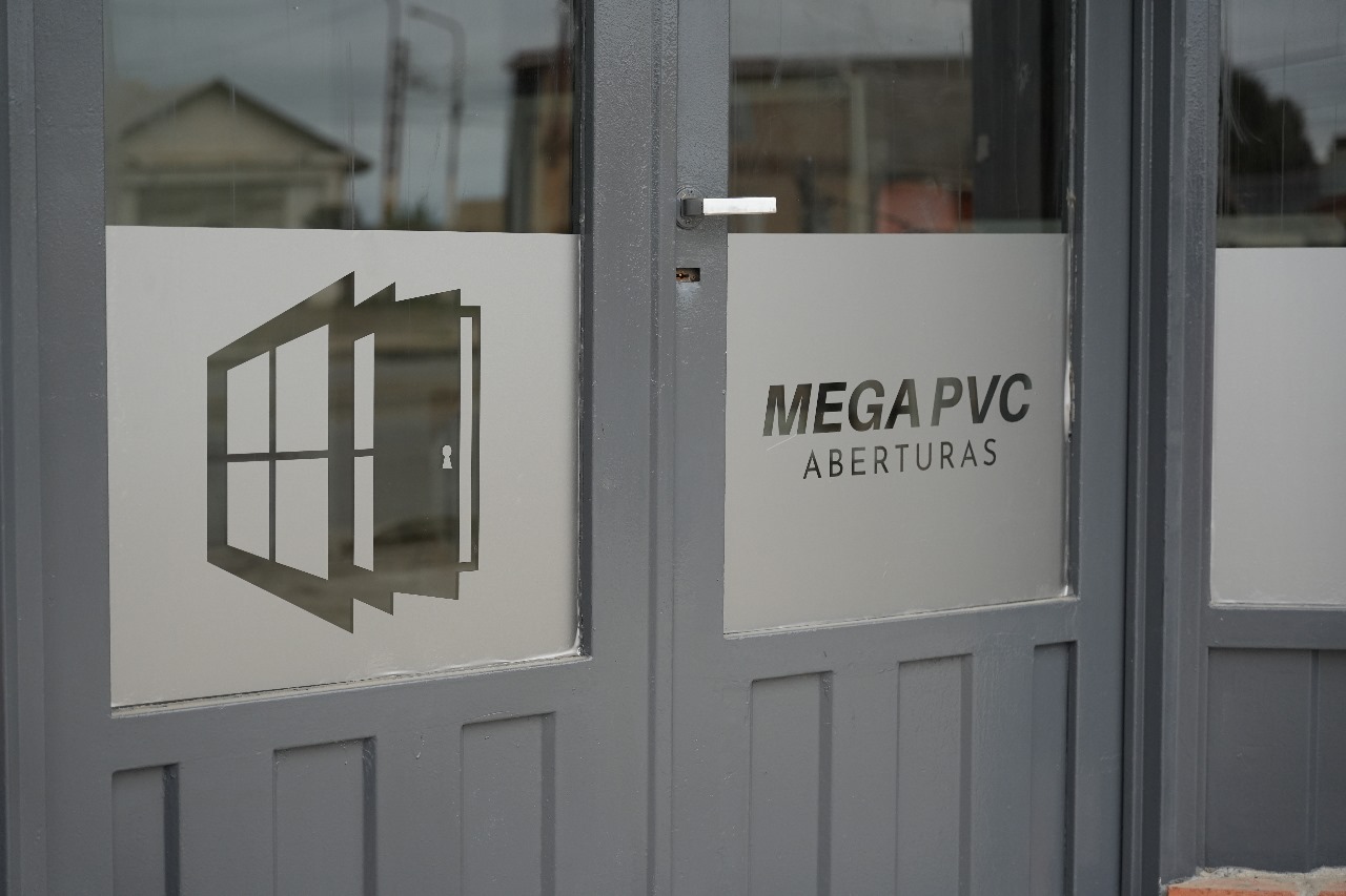 Puertas de Frente